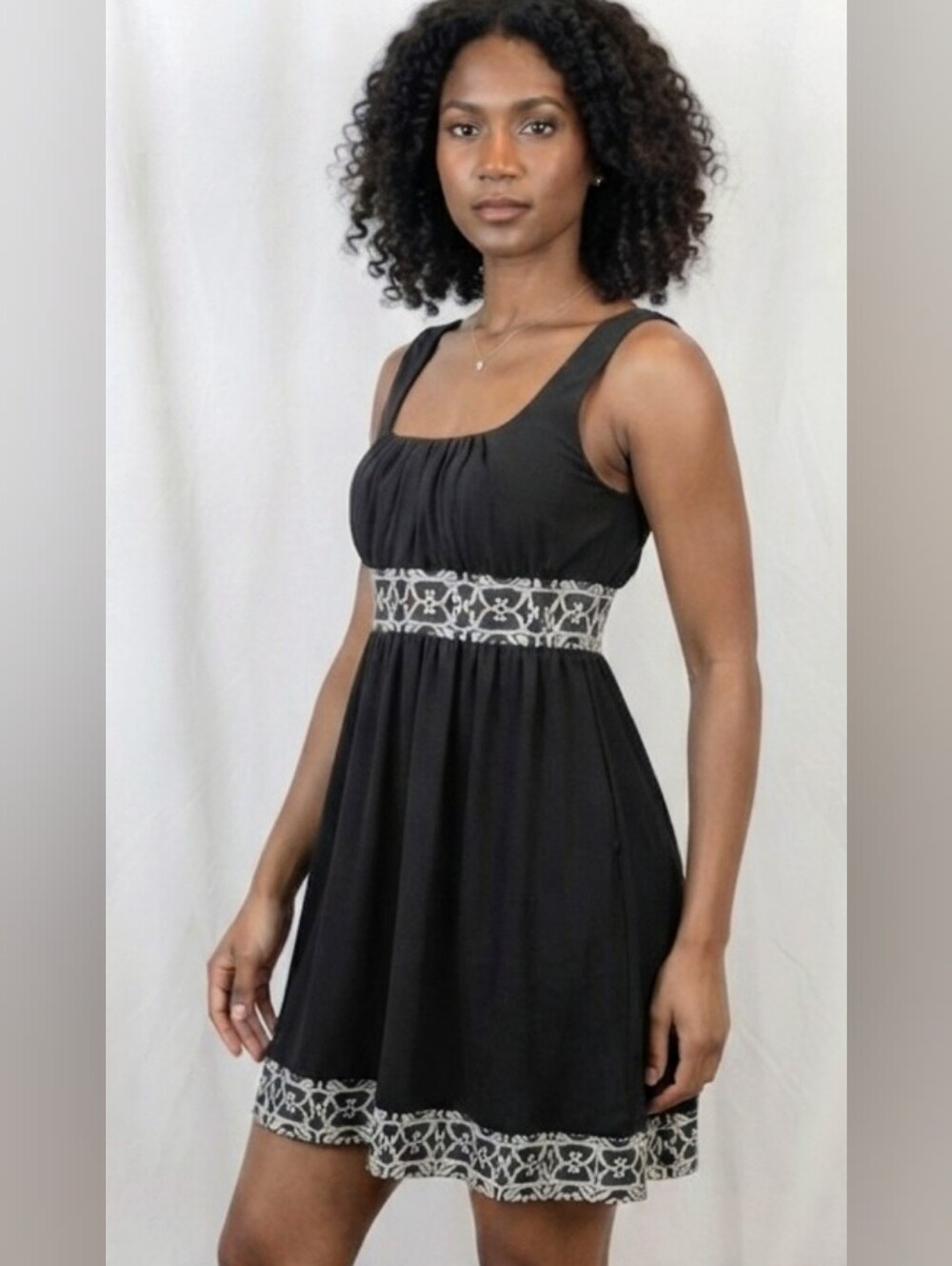 Enchanté Black Empire Waist Trellis Dress 35" S/M NWOT